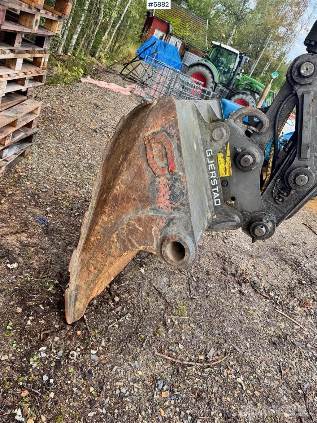 Volvo EC140DL Paletli ekskavatörler