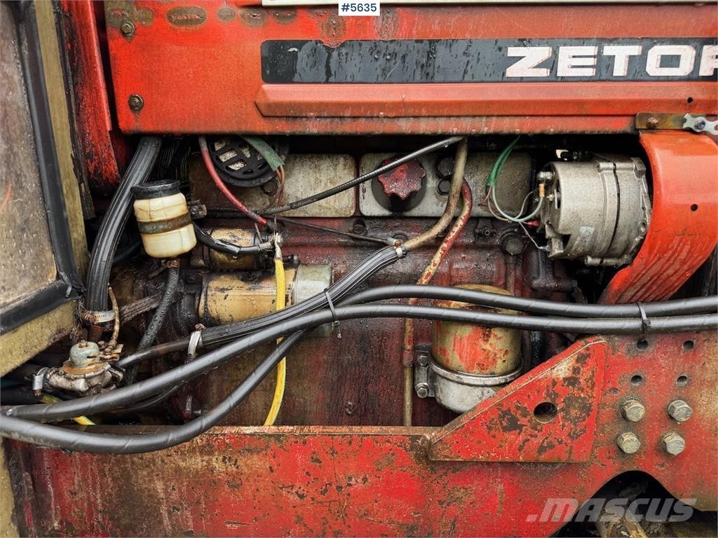 Zetor 5945 Traktörler