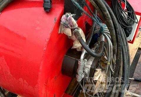  300 Hydraulisch Diger gübre uygulama makinalari ve aksesuarlar