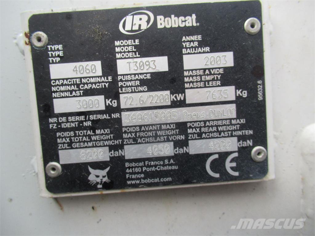 Bobcat 3093 Ön yükleyici ve kazicilar