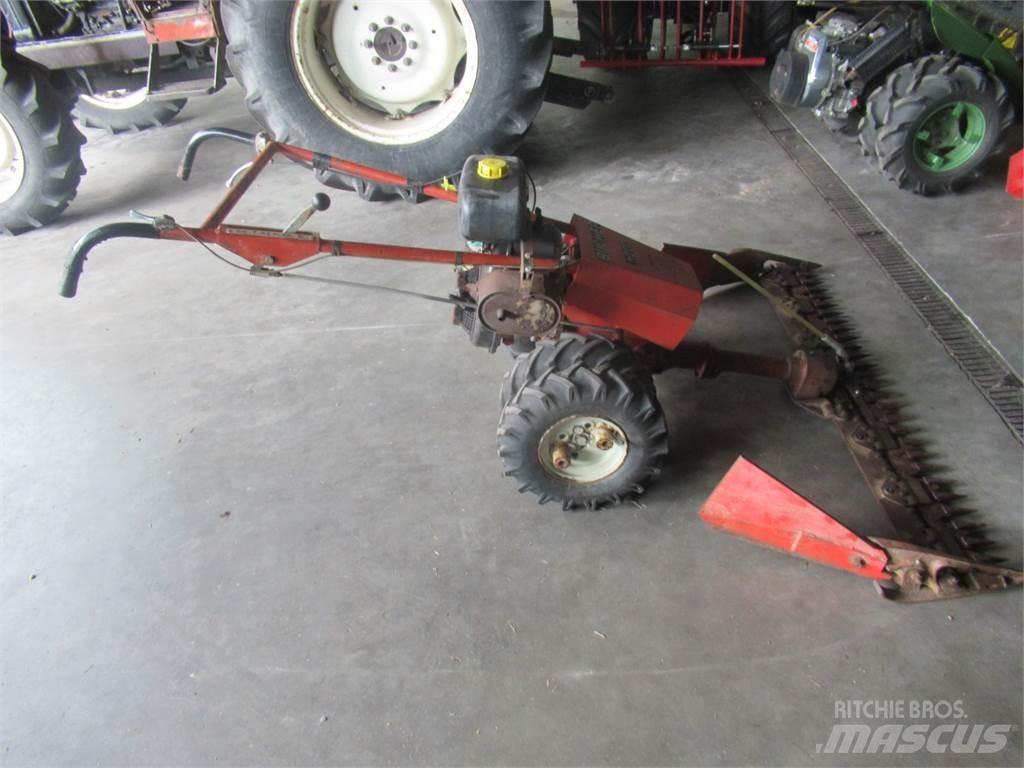 Bucher M 200 Mobil çim biçme makineleri