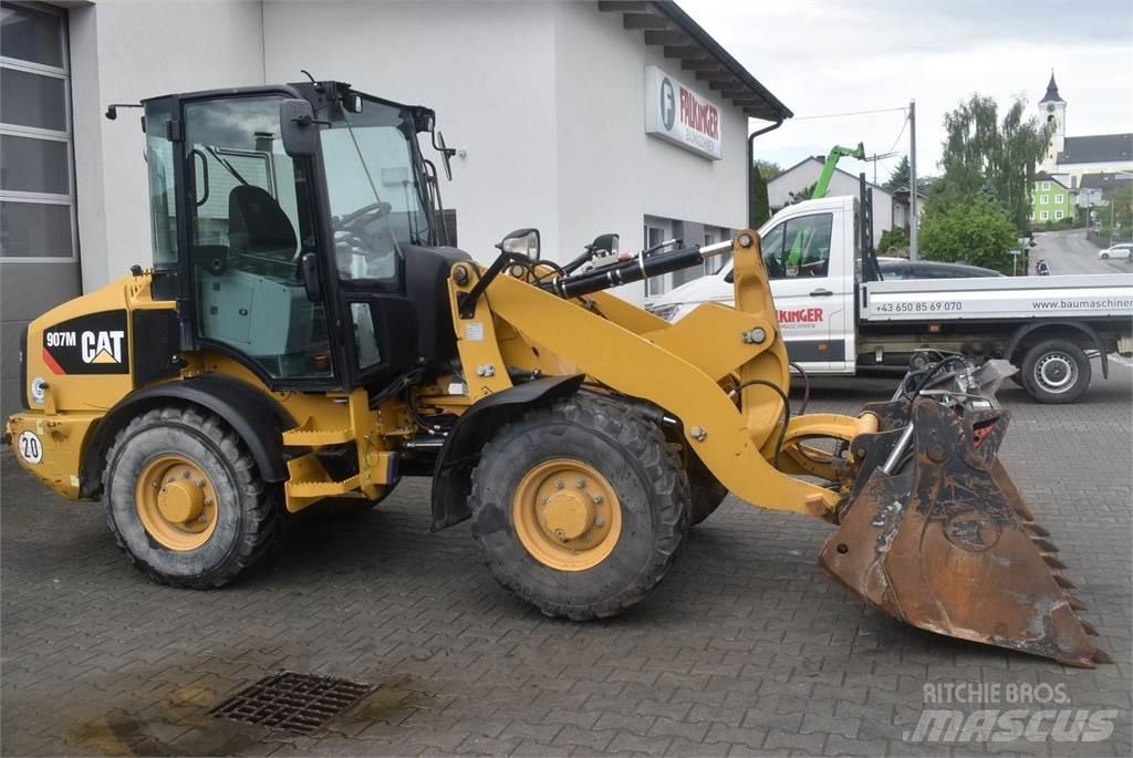 CAT 907M Tekerlekli yükleyiciler
