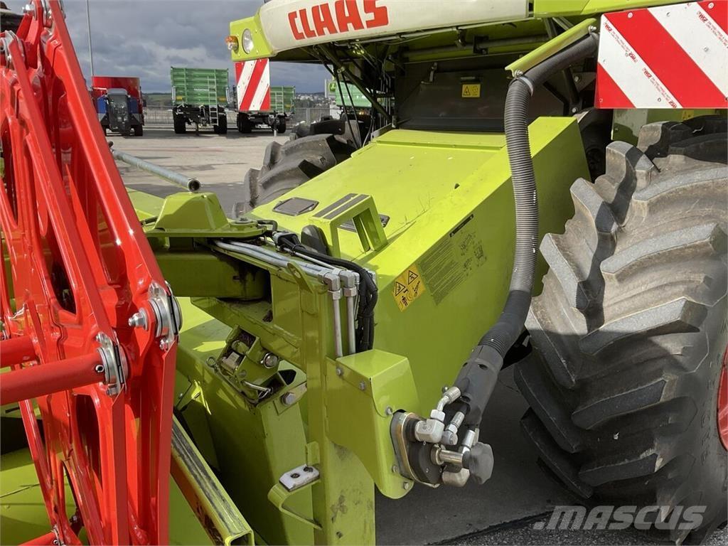 CLAAS AVERO 240 Biçerdöverler
