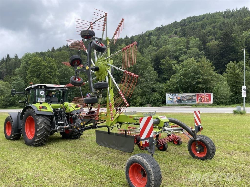 CLAAS Liner 2700 Kendi yürür saman makinaları