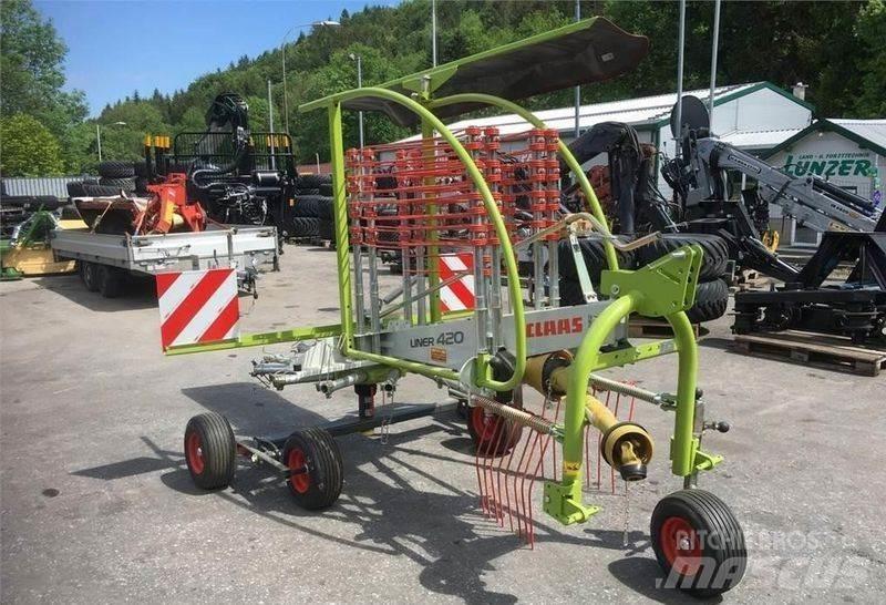 CLAAS Liner 420 Kendi yürür saman makinaları