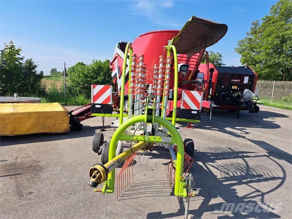 CLAAS Liner 420 Kendi yürür saman makinaları