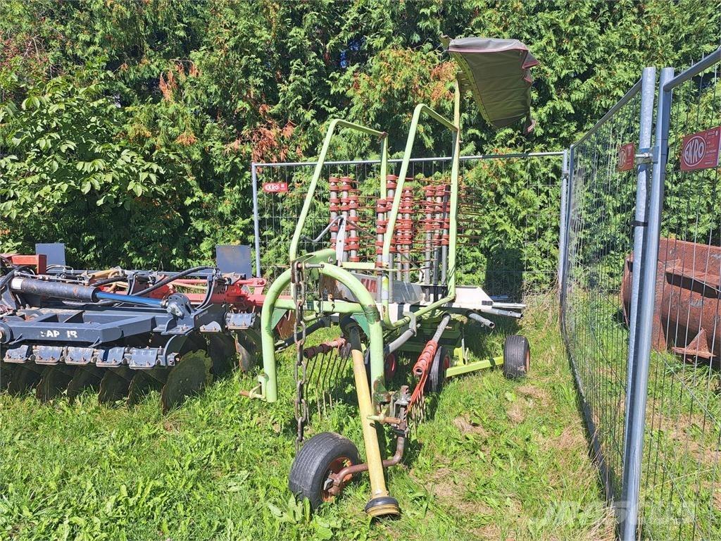 CLAAS Liner 430 Kendi yürür saman makinaları