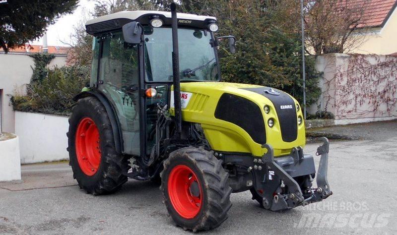 CLAAS Nexos 230 VL Traktörler
