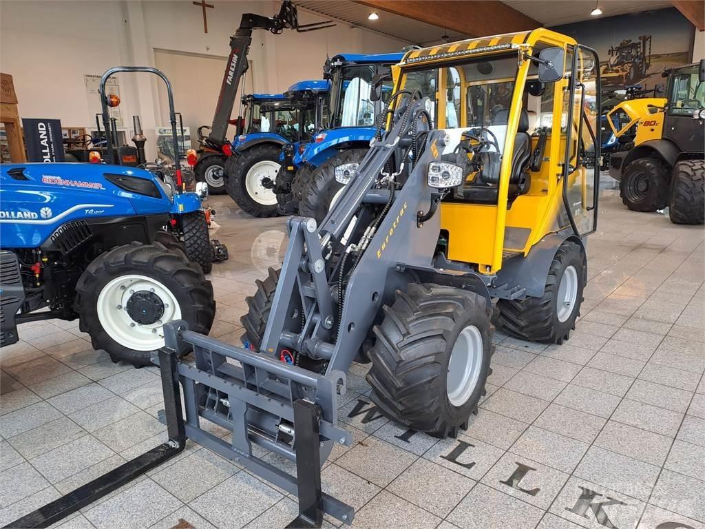 Eurotrac W 12 S Ön yükleyici ve kazicilar