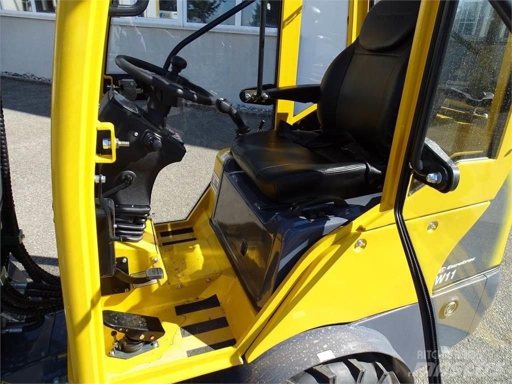 Eurotrac W11 C Ön yükleyici ve kazicilar