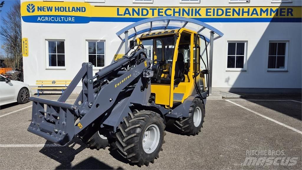 Eurotrac W12 s Ön yükleyici ve kazicilar
