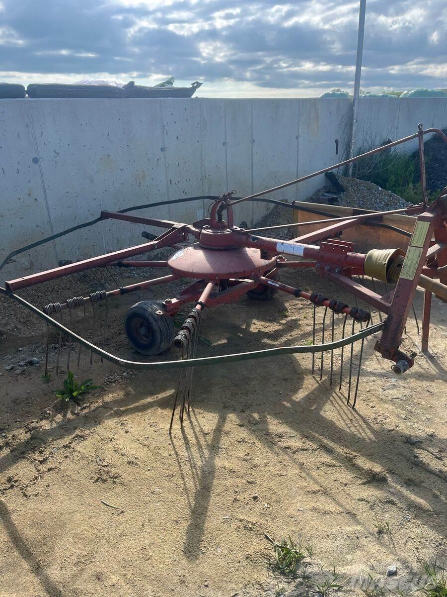 Fella TS 310 DRF Kendi yürür saman makinaları