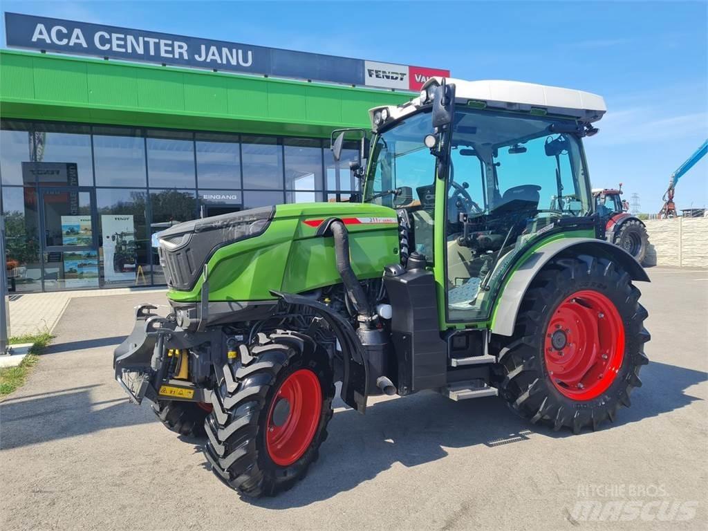 Fendt 211 Vario F Traktörler