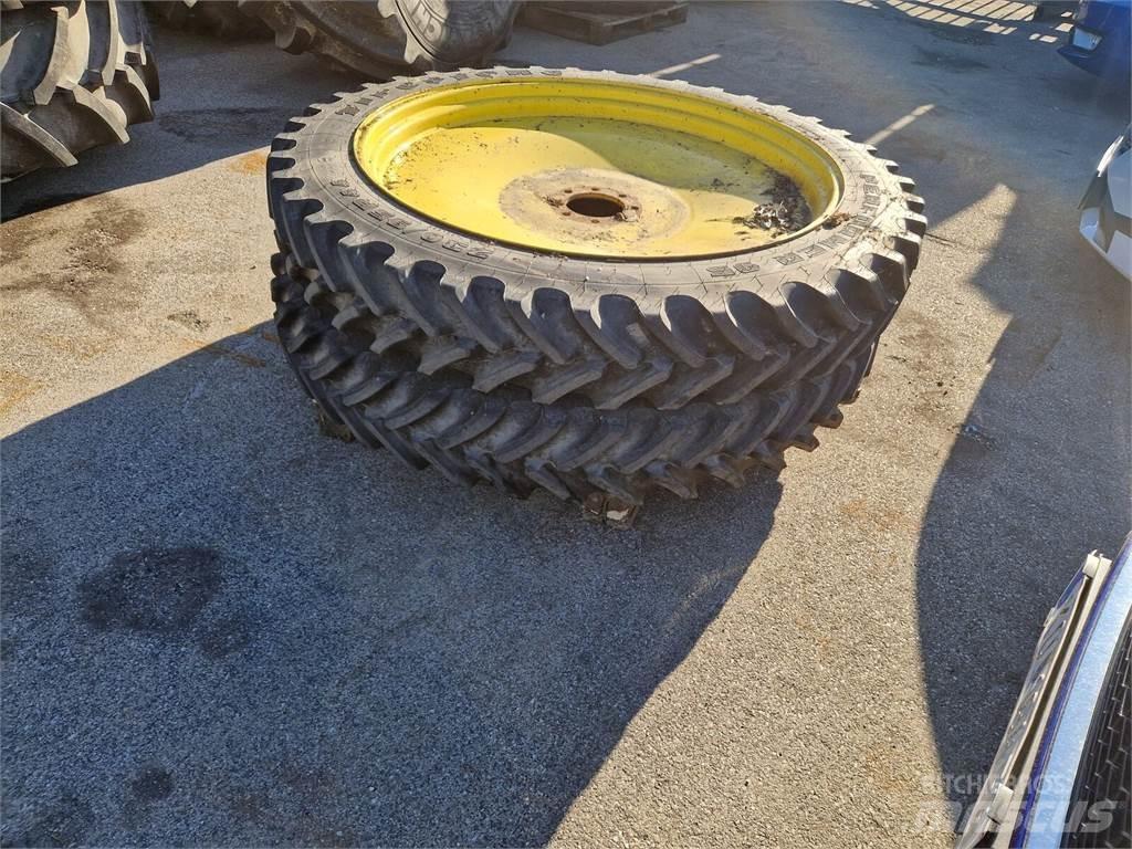Firestone 230/95R44 Tekerlekler