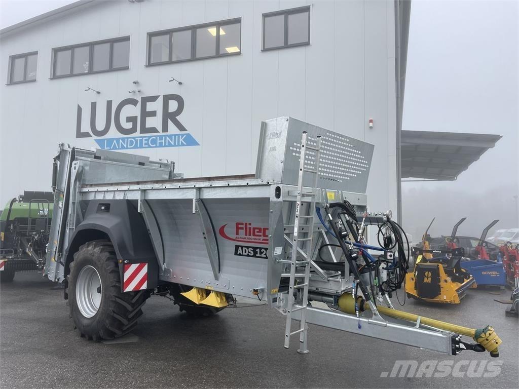 Fliegl ADS 120 Gübre dagitma tankerleri