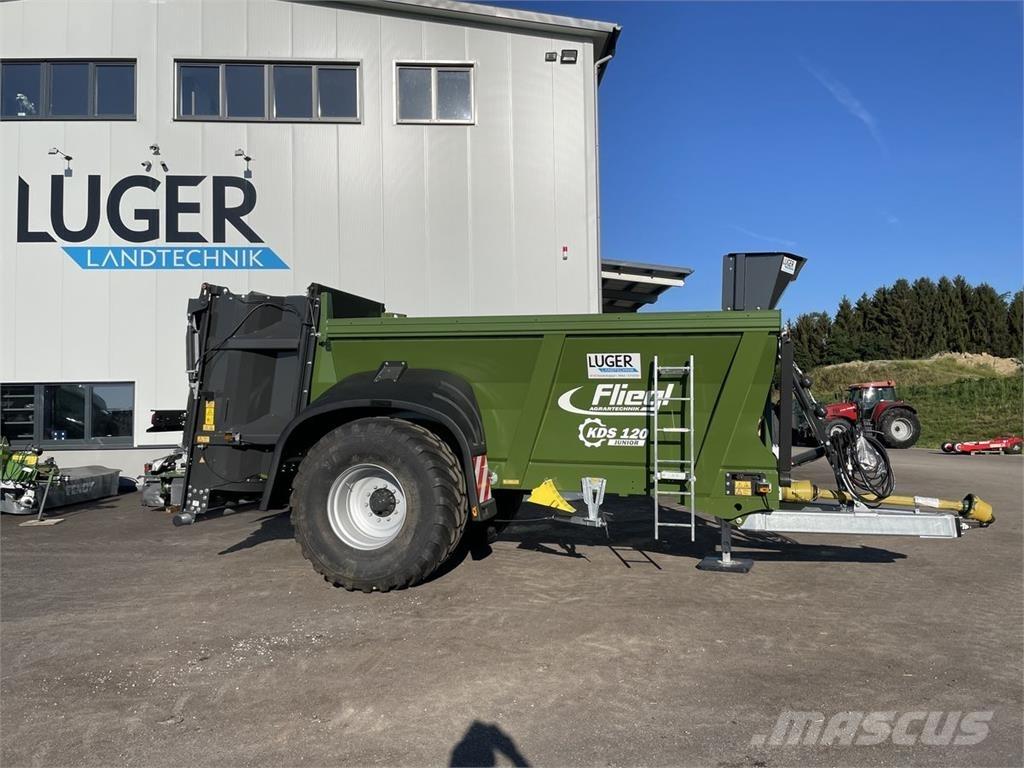 Fliegl KDS 120 Gübre dagitma tankerleri