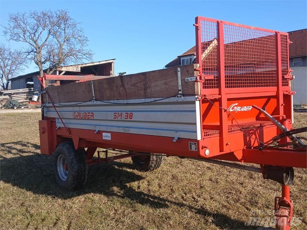 Gruber SM 380 Gübre dagitma tankerleri