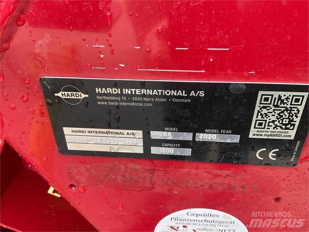 Hardi MEGA 1200 Çekilir pülverizatörler