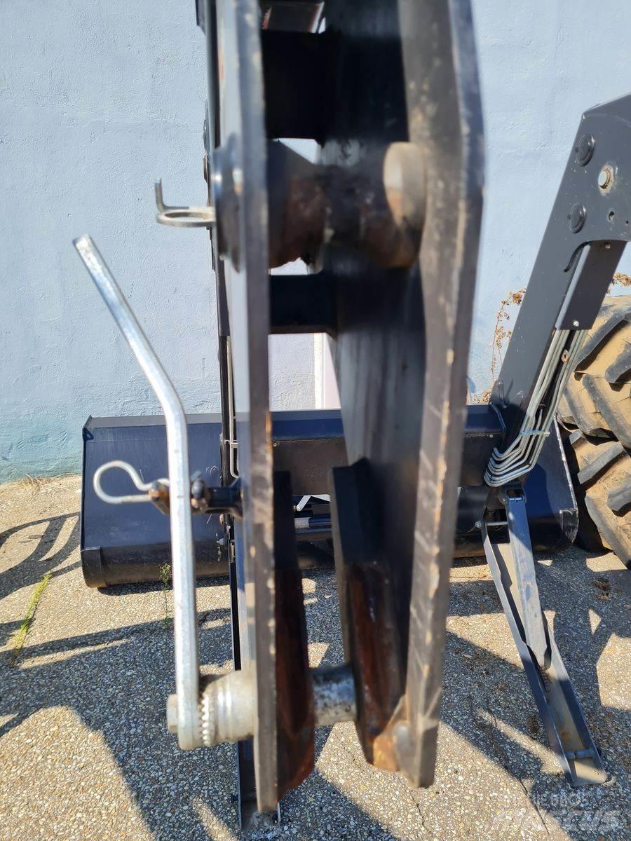 Hauer XB 110 Ön yükleyici atasmanlar
