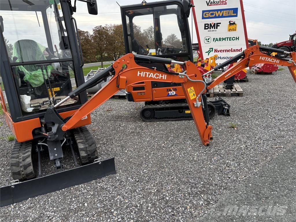 Hitachi ZX19-6 Paletli ekskavatörler