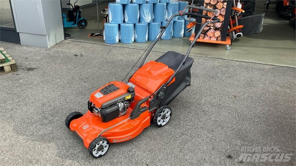 Husqvarna LC 253S Mobil çim biçme makineleri
