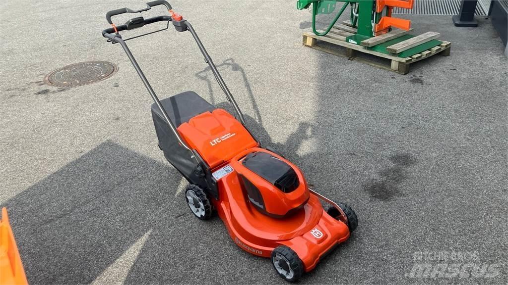 Husqvarna LC 347iVX Mobil çim biçme makineleri