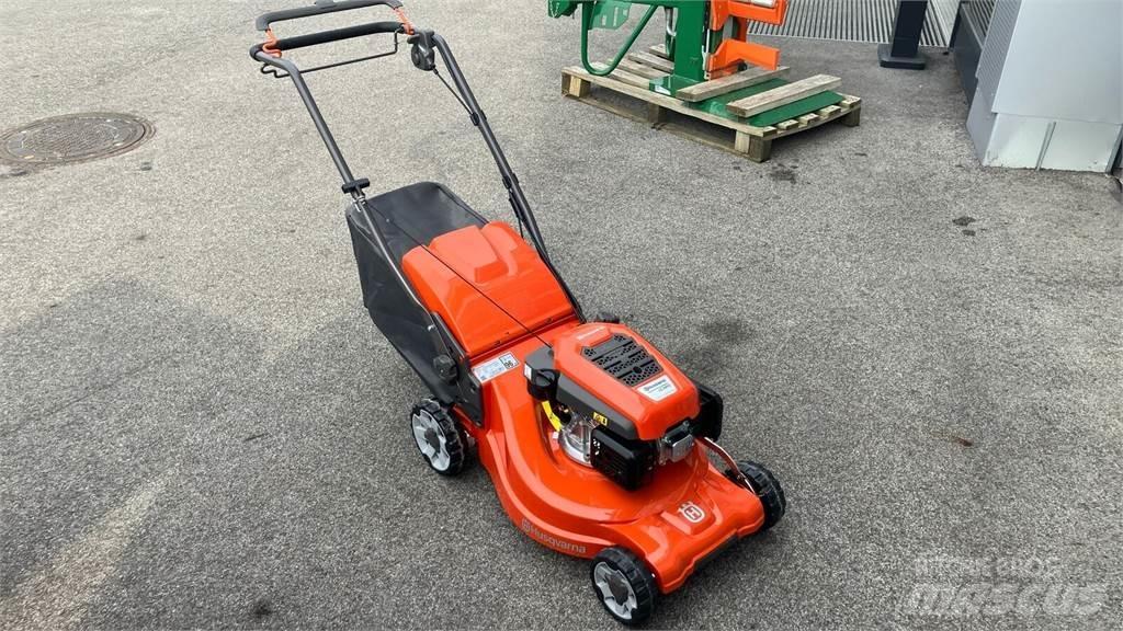 Husqvarna LC 347V Mobil çim biçme makineleri
