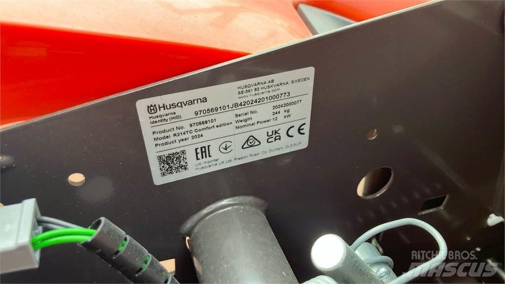 Husqvarna R 214TC Diger yol bakim makinalari