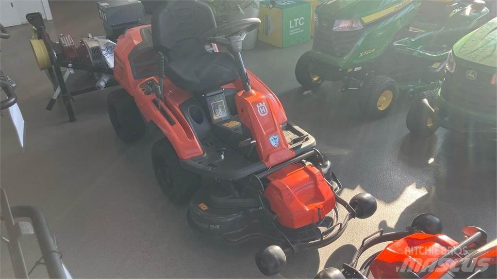 Husqvarna R 214TC Diger yol bakim makinalari