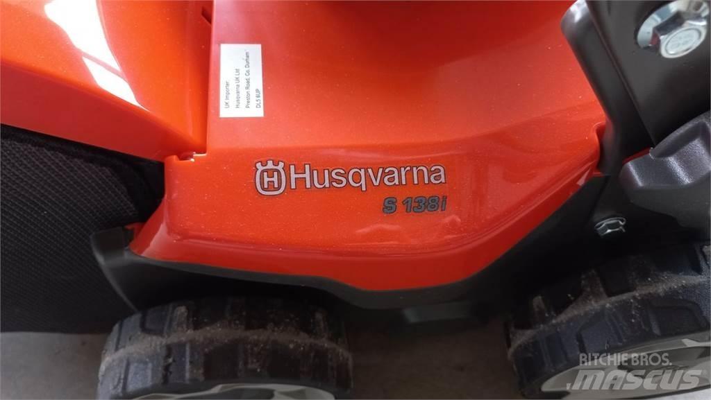 Husqvarna S138i Diger yol bakim makinalari