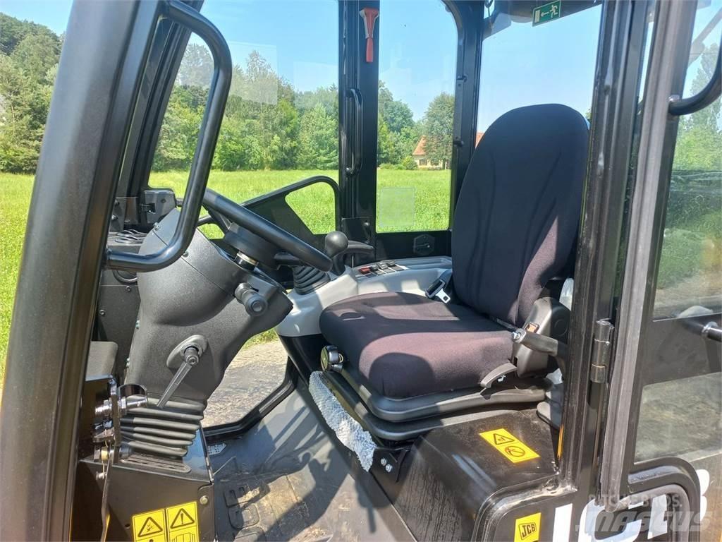 JCB 403 Agri Ön yükleyici ve kazicilar