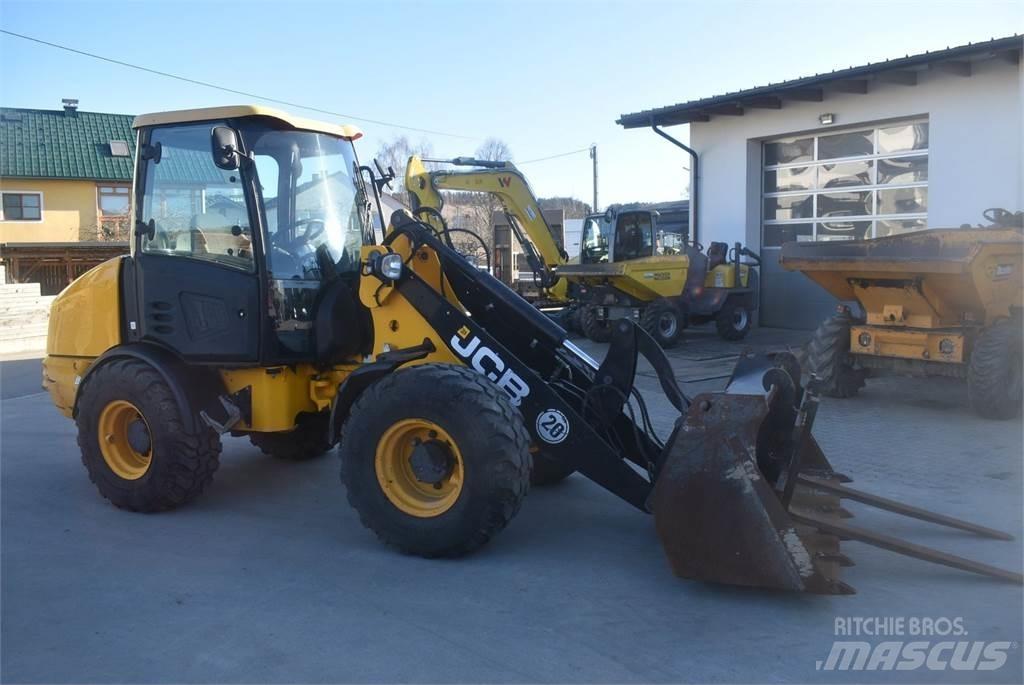 JCB 406 Tekerlekli yükleyiciler