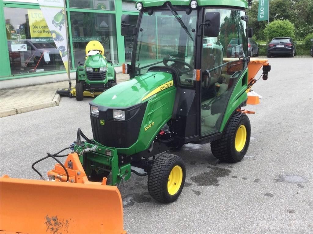 John Deere 1026R Traktörler