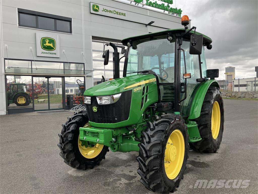 John Deere 5067E Traktörler