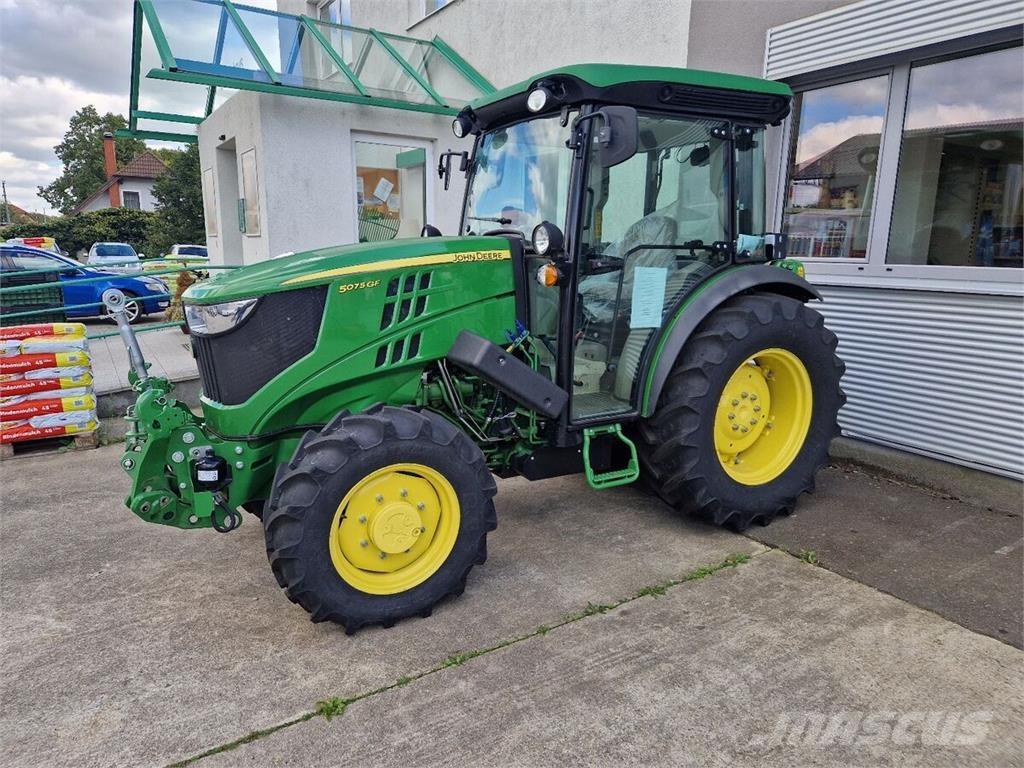 John Deere 5075 GF Traktörler