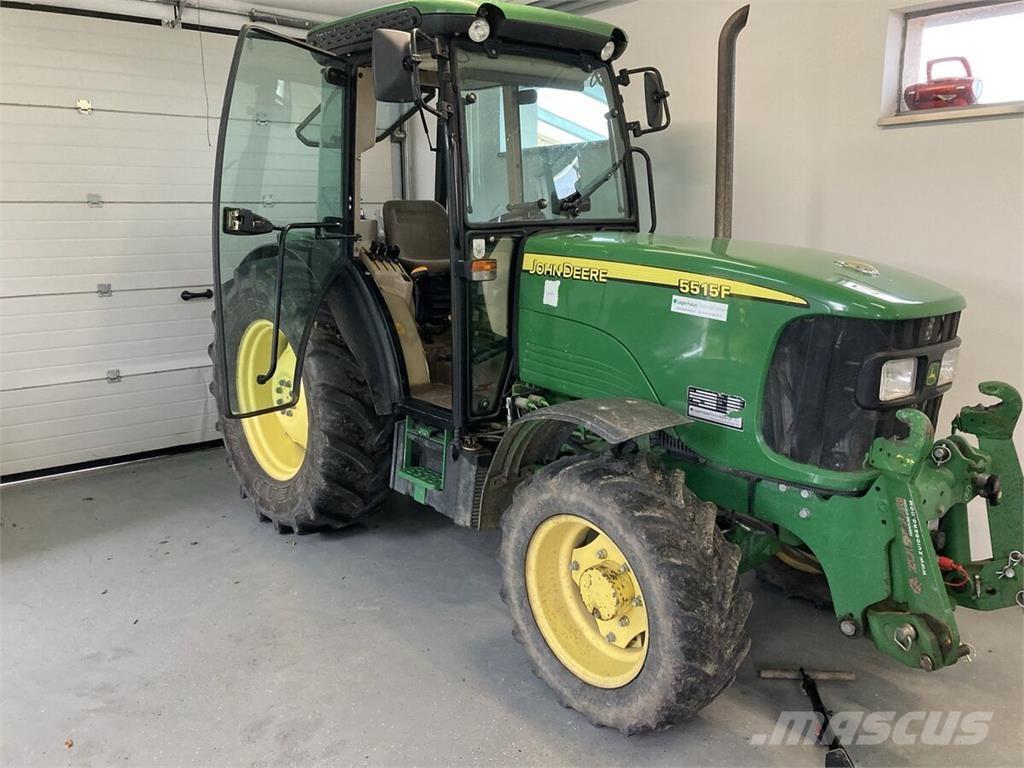 John Deere 5515F Traktörler