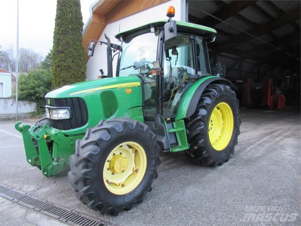 John Deere 5820 Traktörler