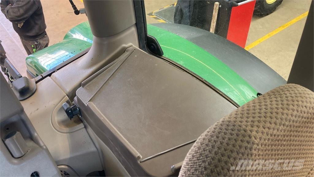 John Deere 6130R Traktörler