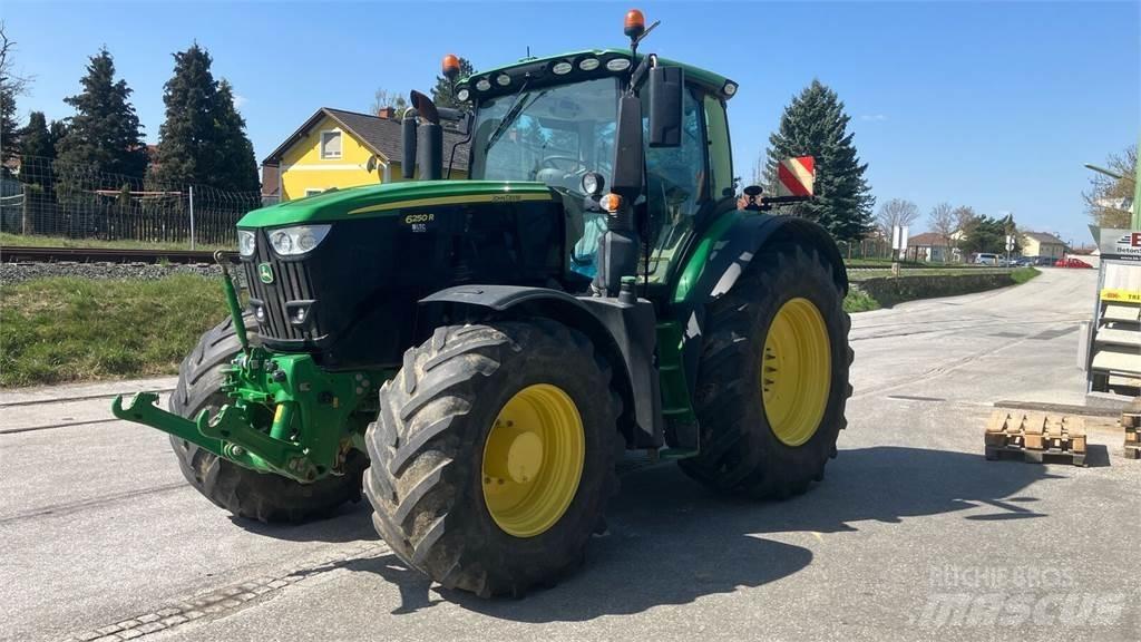 John Deere 6250R Traktörler