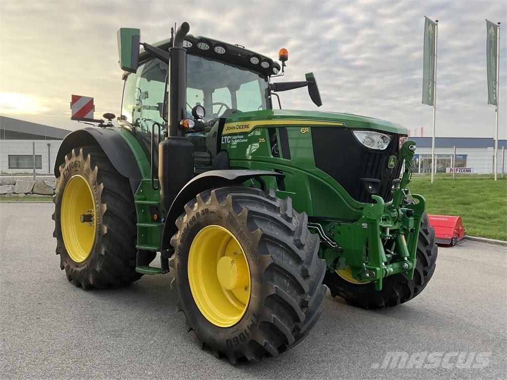 John Deere 6R 215 Traktörler