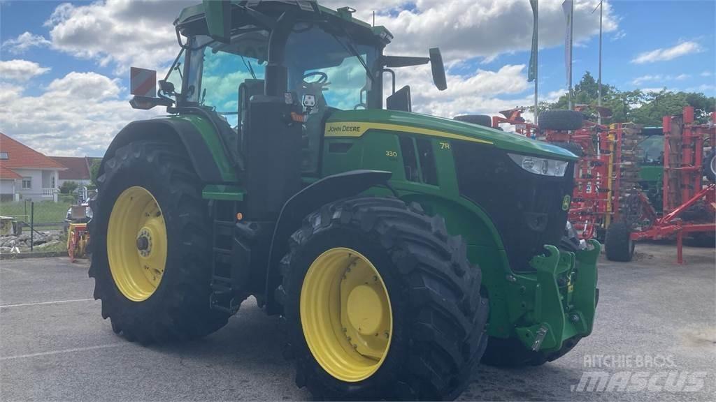 John Deere 7R 330 Traktörler