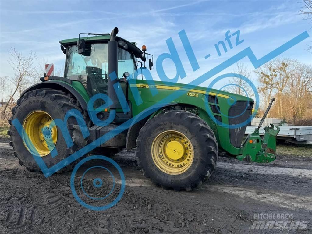 John Deere 8230 Traktörler