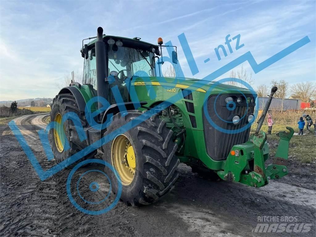 John Deere 8230 Traktörler