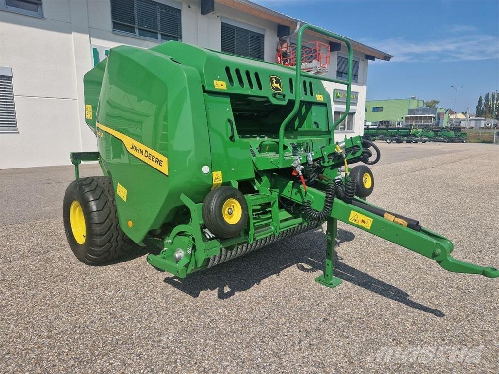 John Deere F441M Rulo balya makinalari