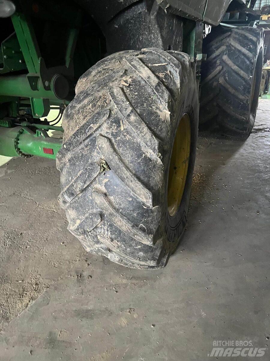 John Deere T670 Biçerdöverler
