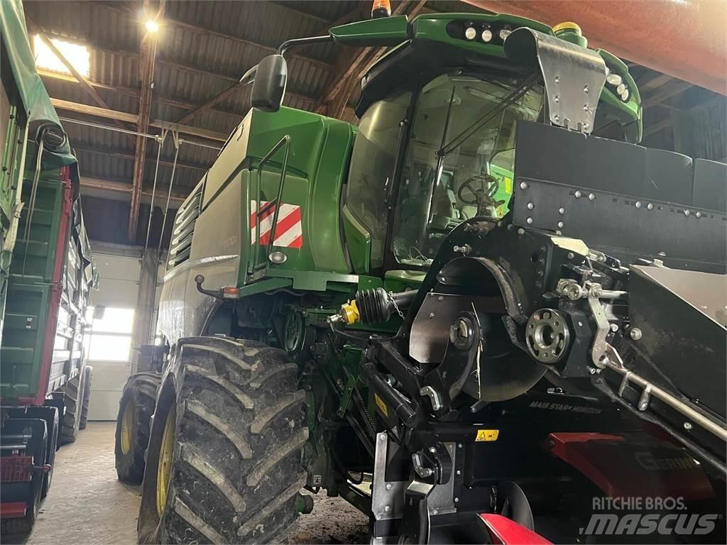 John Deere T670 Biçerdöverler