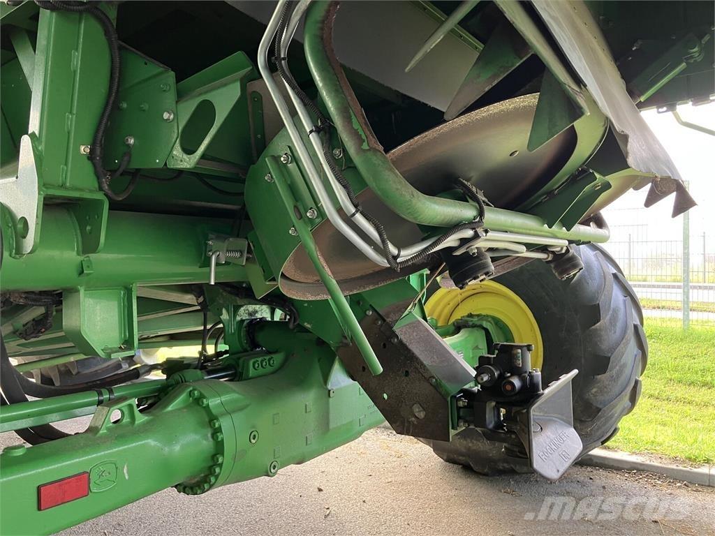 John Deere T670 Biçerdöverler