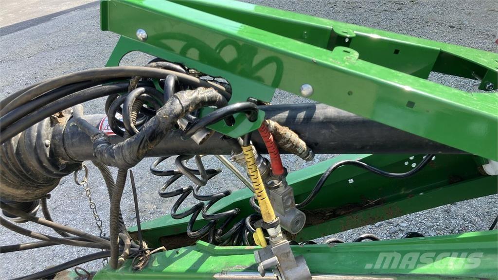 John Deere V461R Rulo balya makinalari