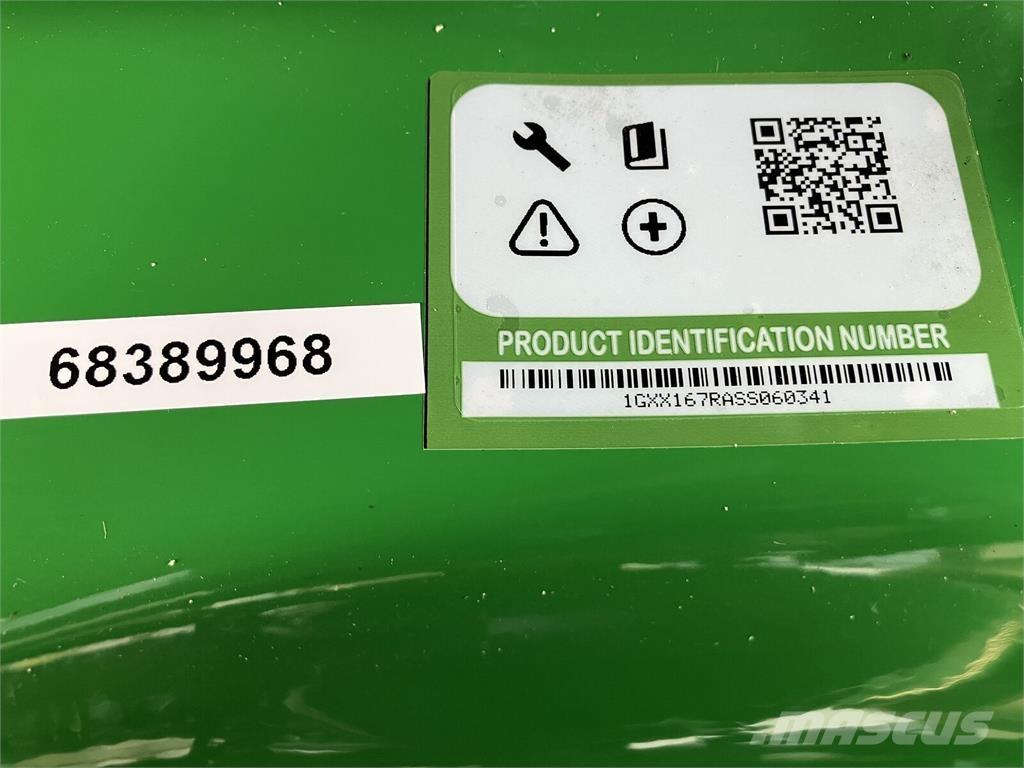 John Deere X 167R Diger yol bakim makinalari