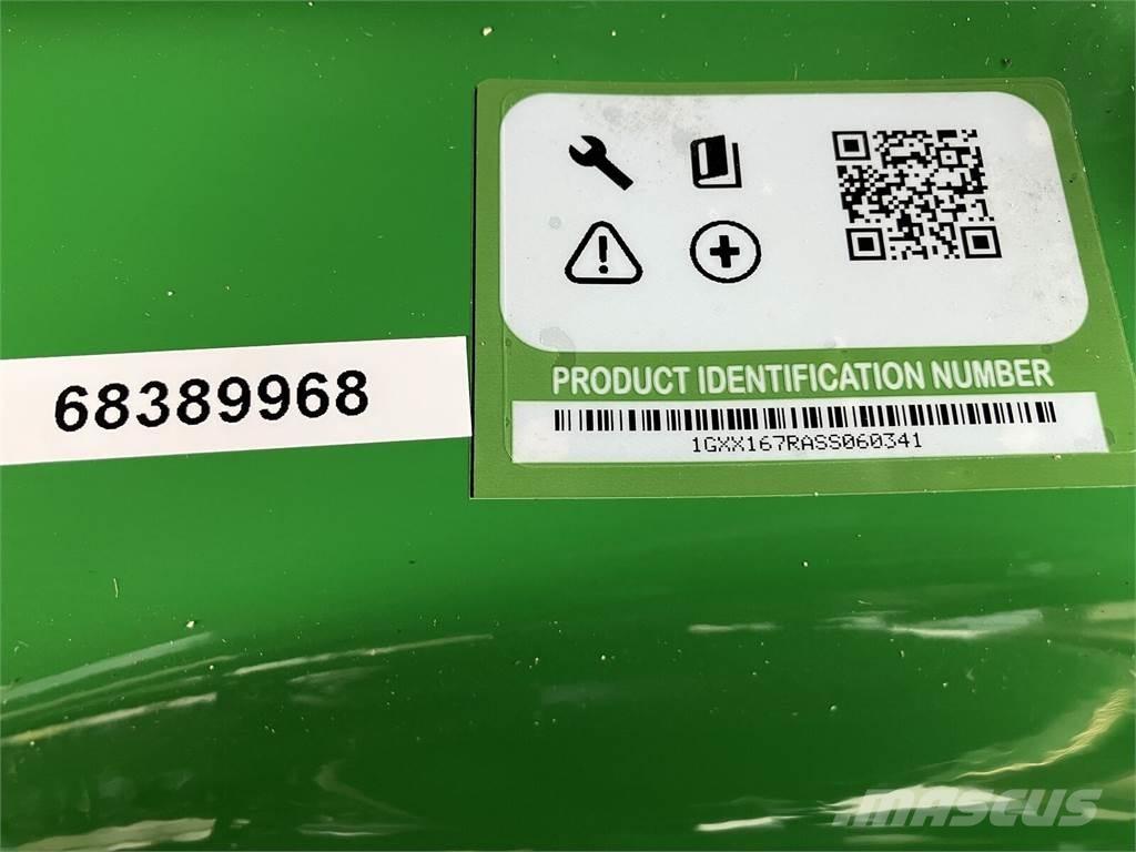 John Deere X 167R Diger yol bakim makinalari